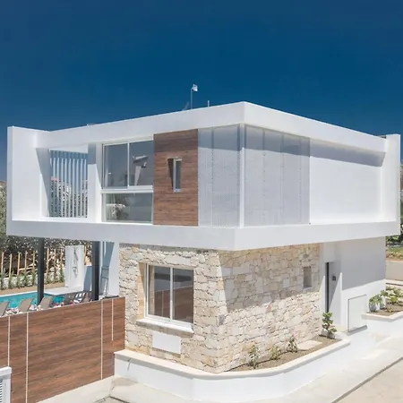 Ferienvilla Kube 4 Fuer 12 Personen Auf Zypern איה נאפה